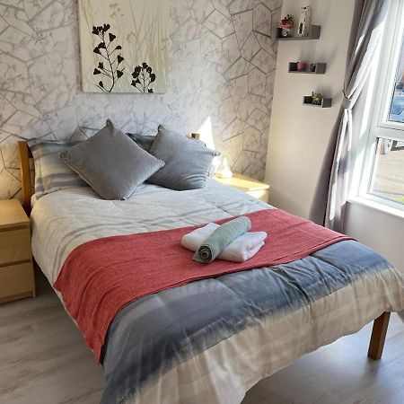 Bright 2 Bedroom Apartment - אדינבורו מראה חיצוני תמונה